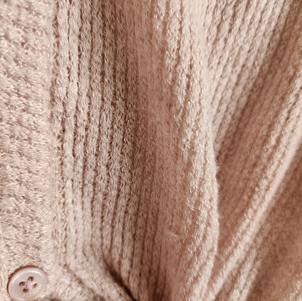 Aritzia Taurus long sleeve The Group by Babaton size xs - Picture 6 of 7